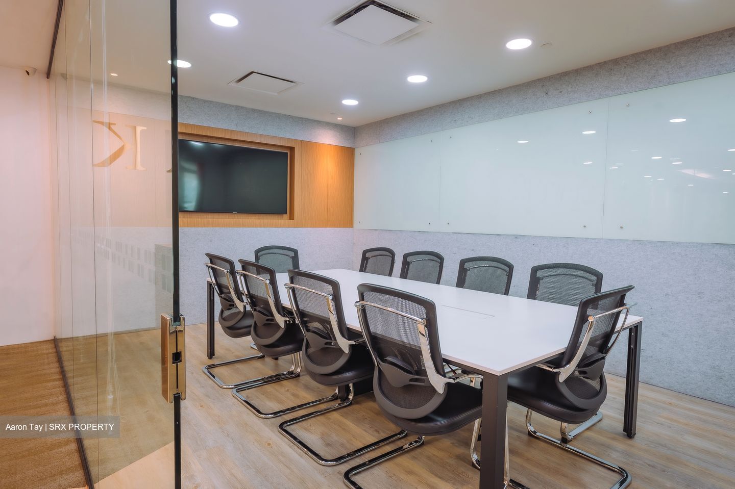 Shaw House (D9), Office #552878661